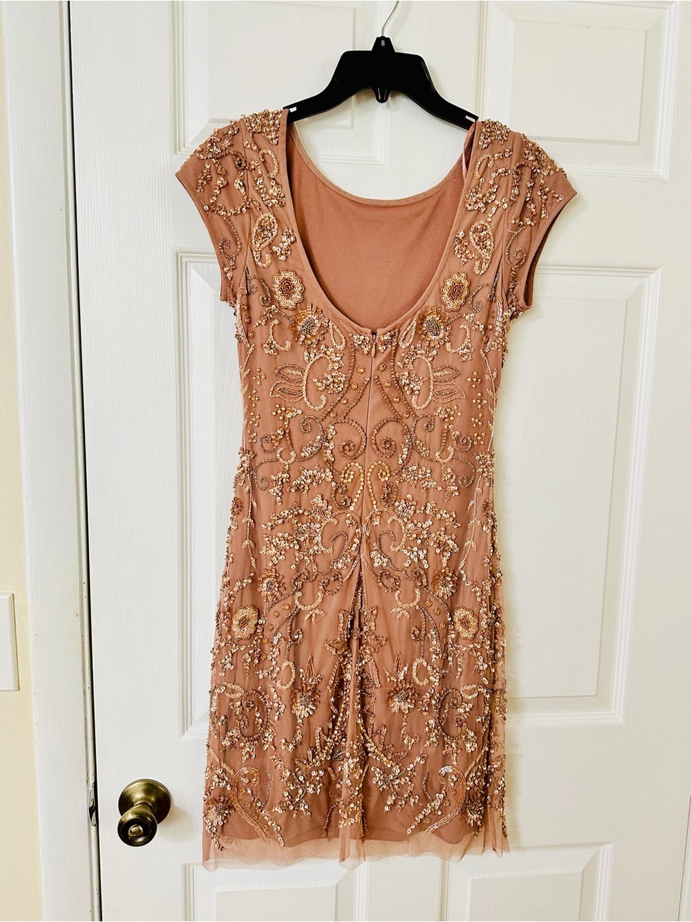 Aiden Mattox Embellished Nude Beaded Cap-Sleeve cocktail/formal Dress - Picture 4 of 6